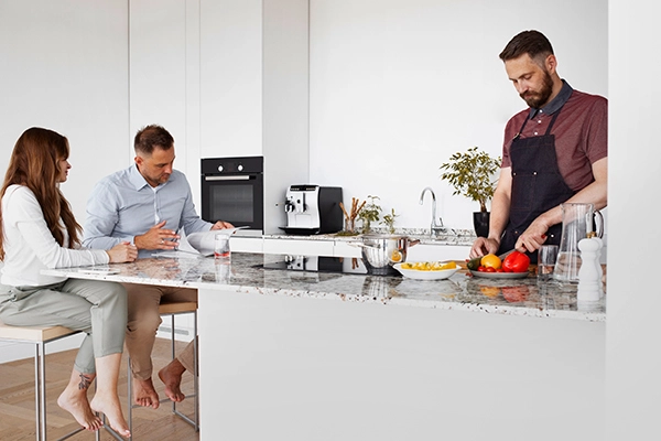 Estudio de cocinas en Valencia con diseño a medida, asesoramiento profesional y cocina funcional